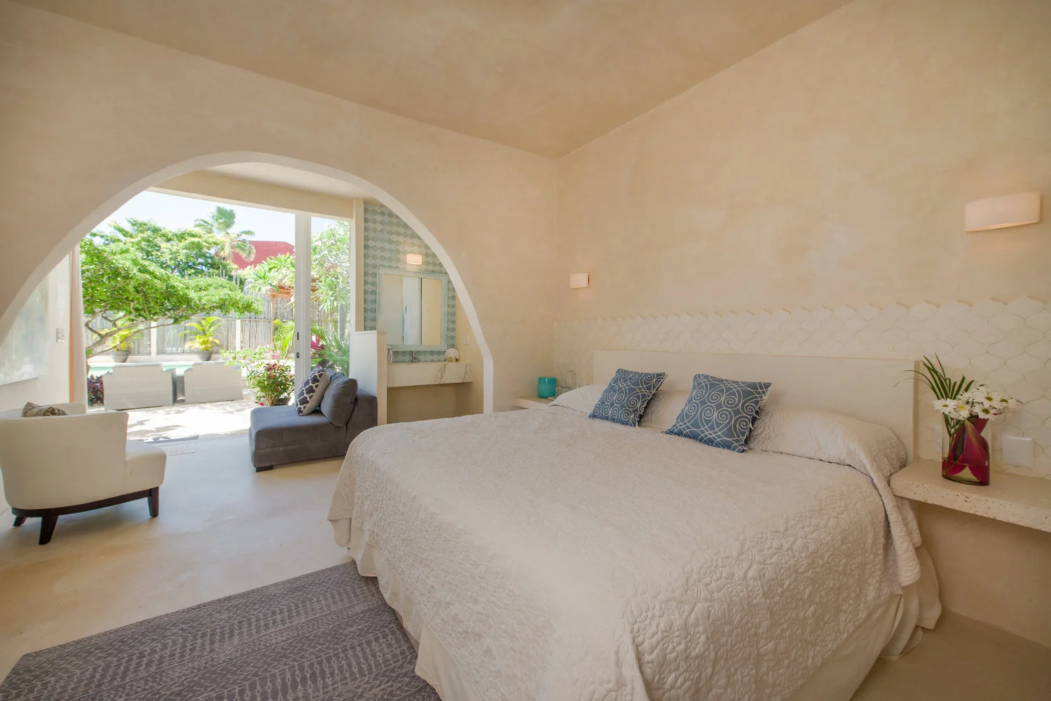 Rooms Coco — coco b wellness